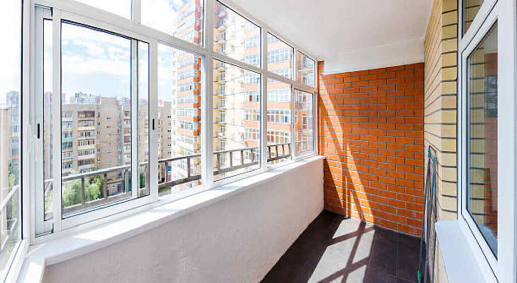 double hung window