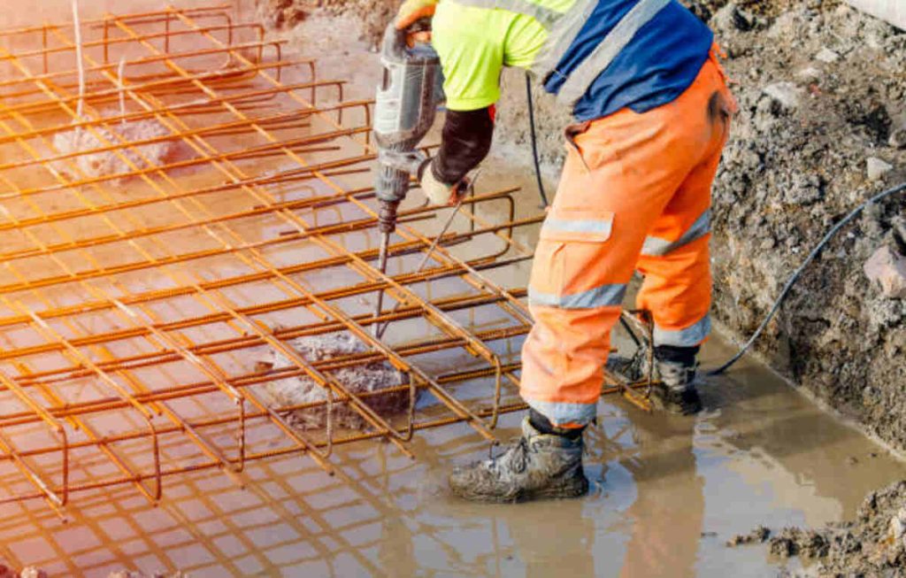 Importance of Concrete Contractors in Urban Development