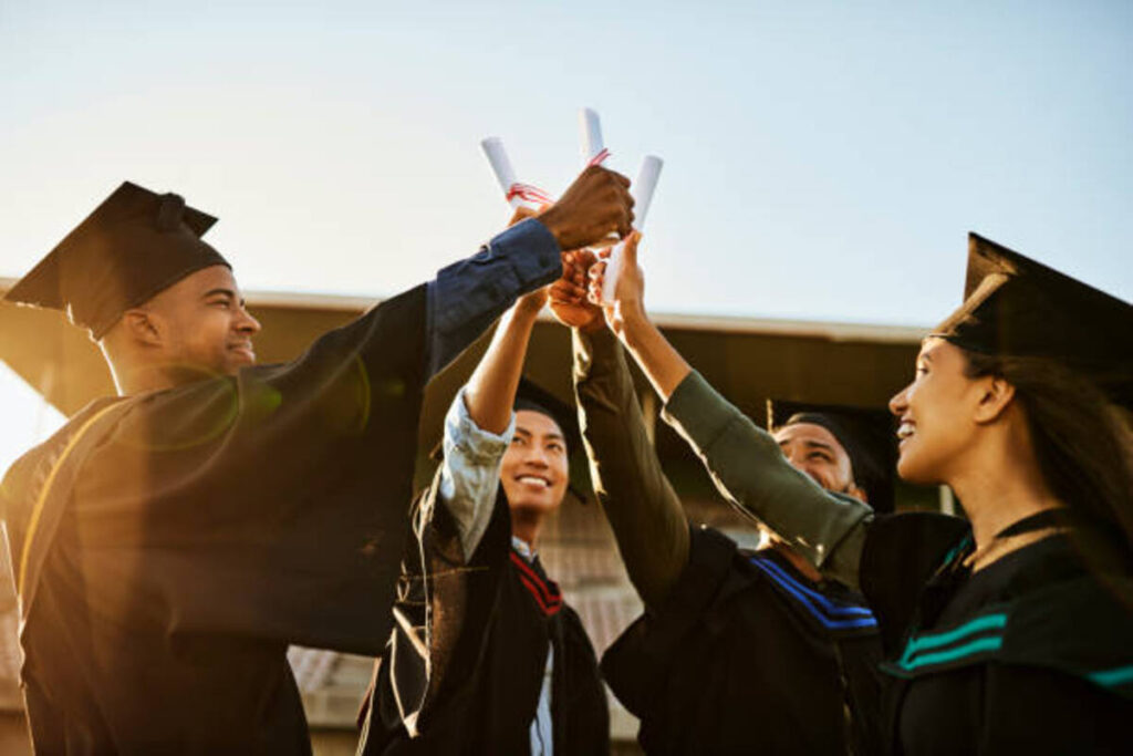 ASCENSUS INSTITUTE for postgraduate degree in management